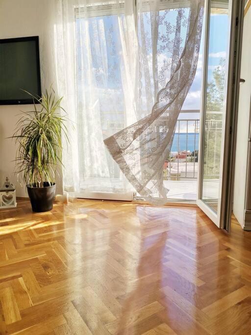 Apartman Pejic ポドストラナ エクステリア 写真