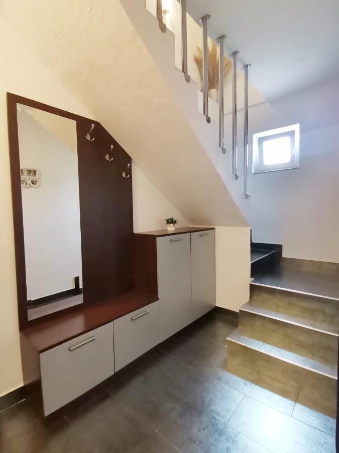 Apartman Pejic ポドストラナ エクステリア 写真