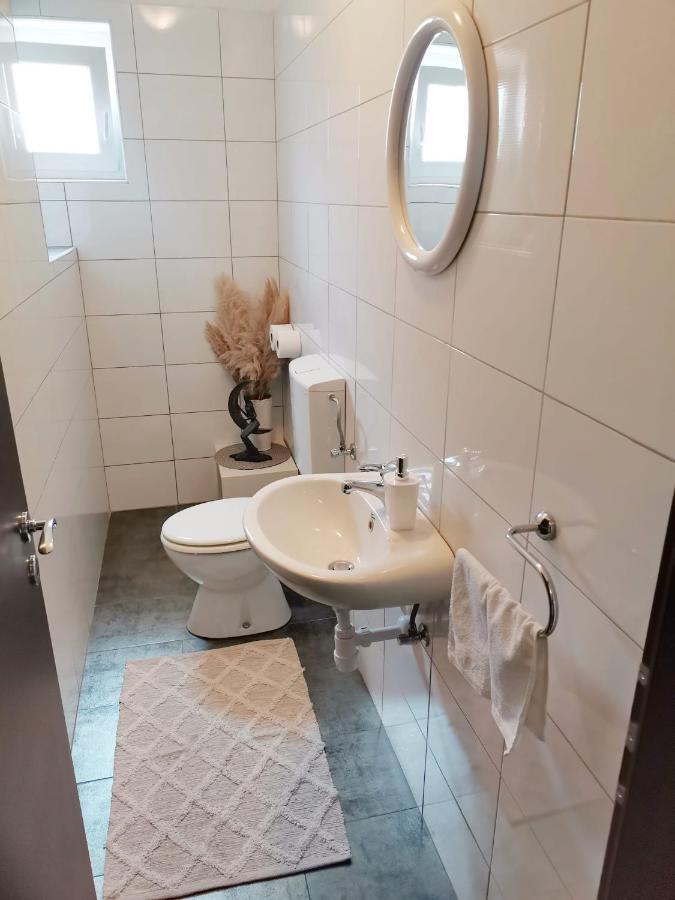 Apartman Pejic ポドストラナ エクステリア 写真